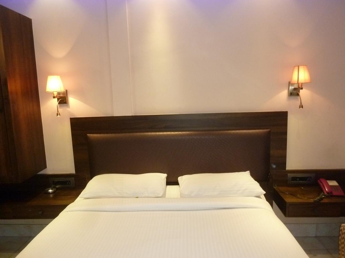 Hotel New Bengal Bombay Esterno foto