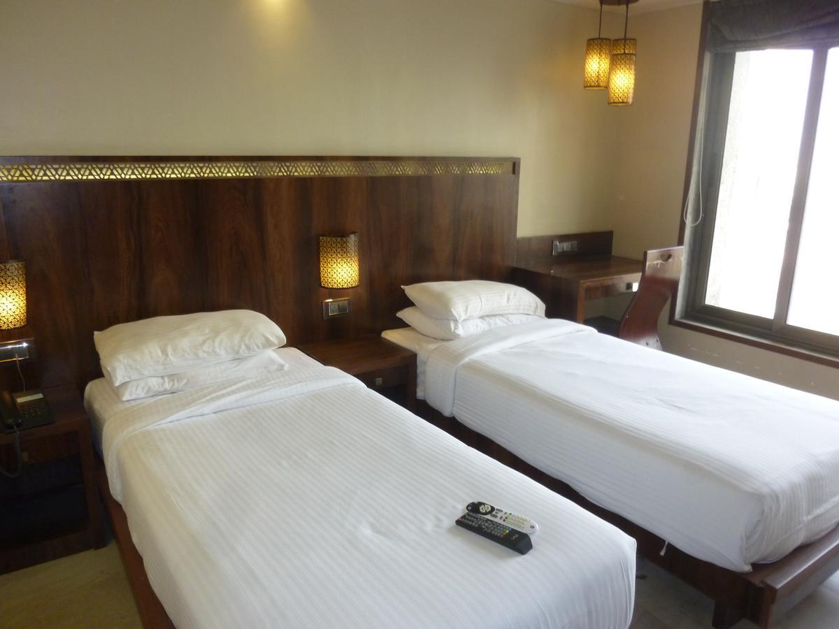 Hotel New Bengal Bombay Esterno foto